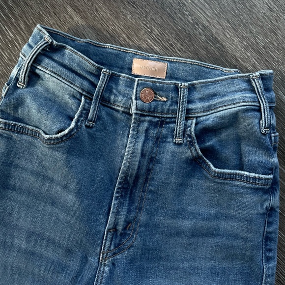 MOTHER The Hustler Ankle Fray Jeans Medium Wash Healing Jar Sz 24 EUC Cotton - Picture 6 of 13